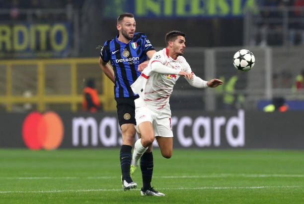 场大型的体 场大型的体