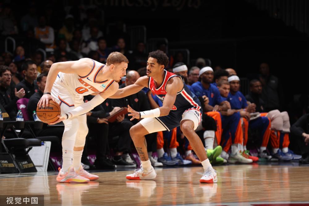 在社交媒体 在社交媒体