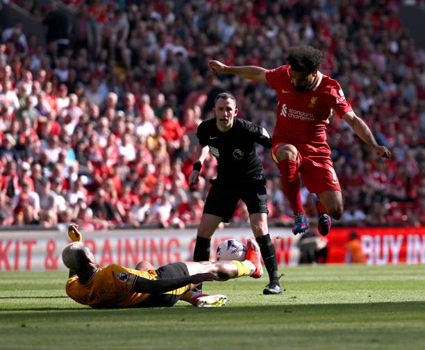 通过分析他 通过分析他