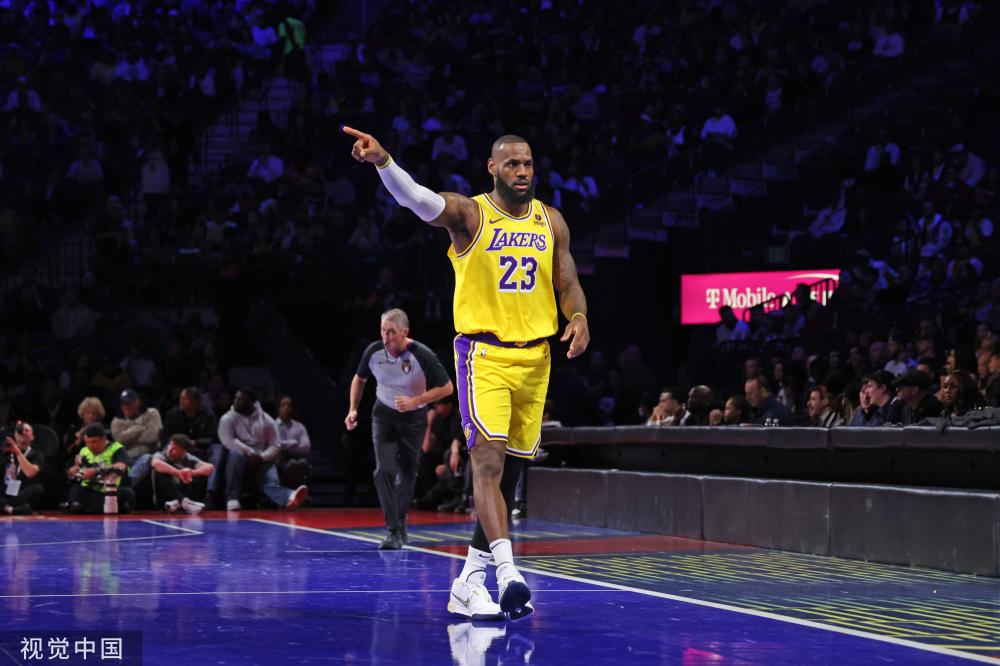 通过传射的 通过传射的